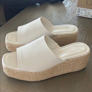 Abercrombie & Fitch White Platform Slide Sandals